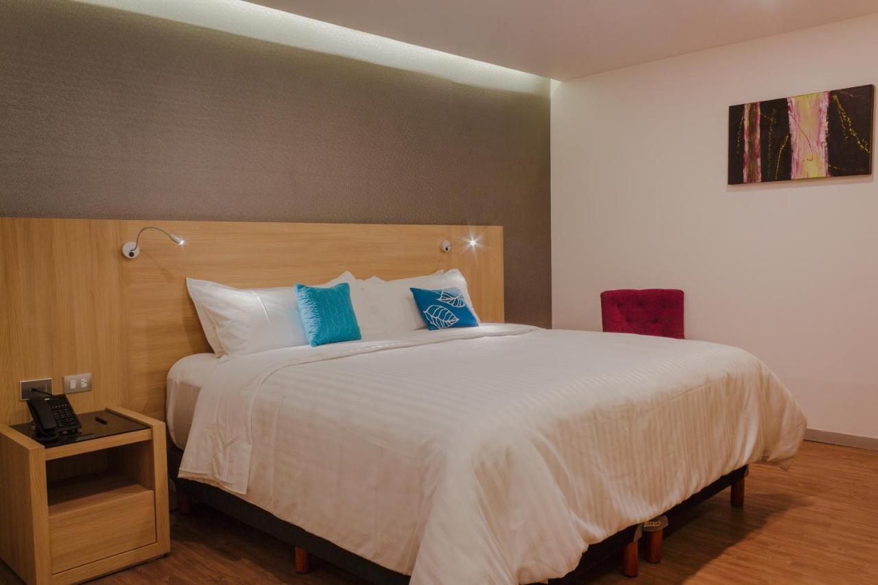 Hotel Kavia 蒙特雷 外观 照片