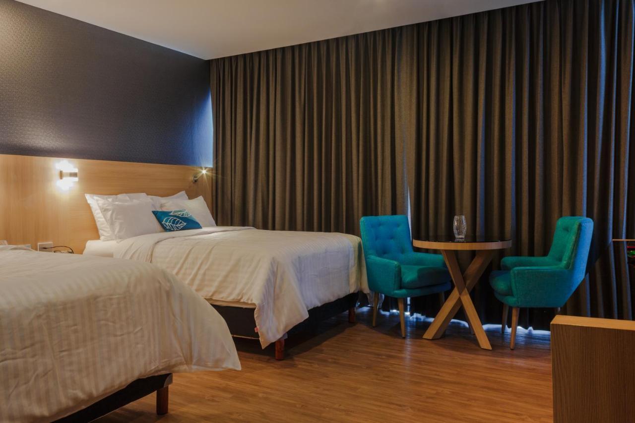 Hotel Kavia 蒙特雷 外观 照片